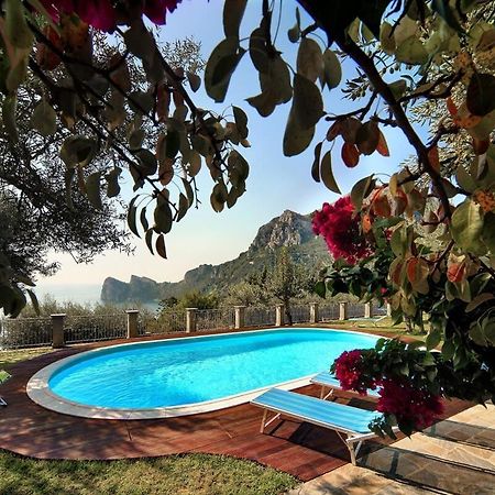 فيلا Relais Mamma Mia Sea Views Pool & Terraces ماسّا لوبْرينسِ المظهر الخارجي الصورة