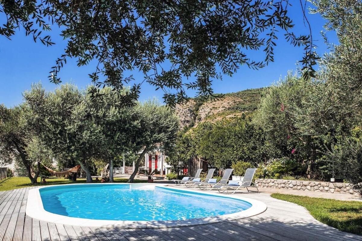 فيلا Relais Mamma Mia Sea Views Pool & Terraces ماسّا لوبْرينسِ المظهر الخارجي الصورة