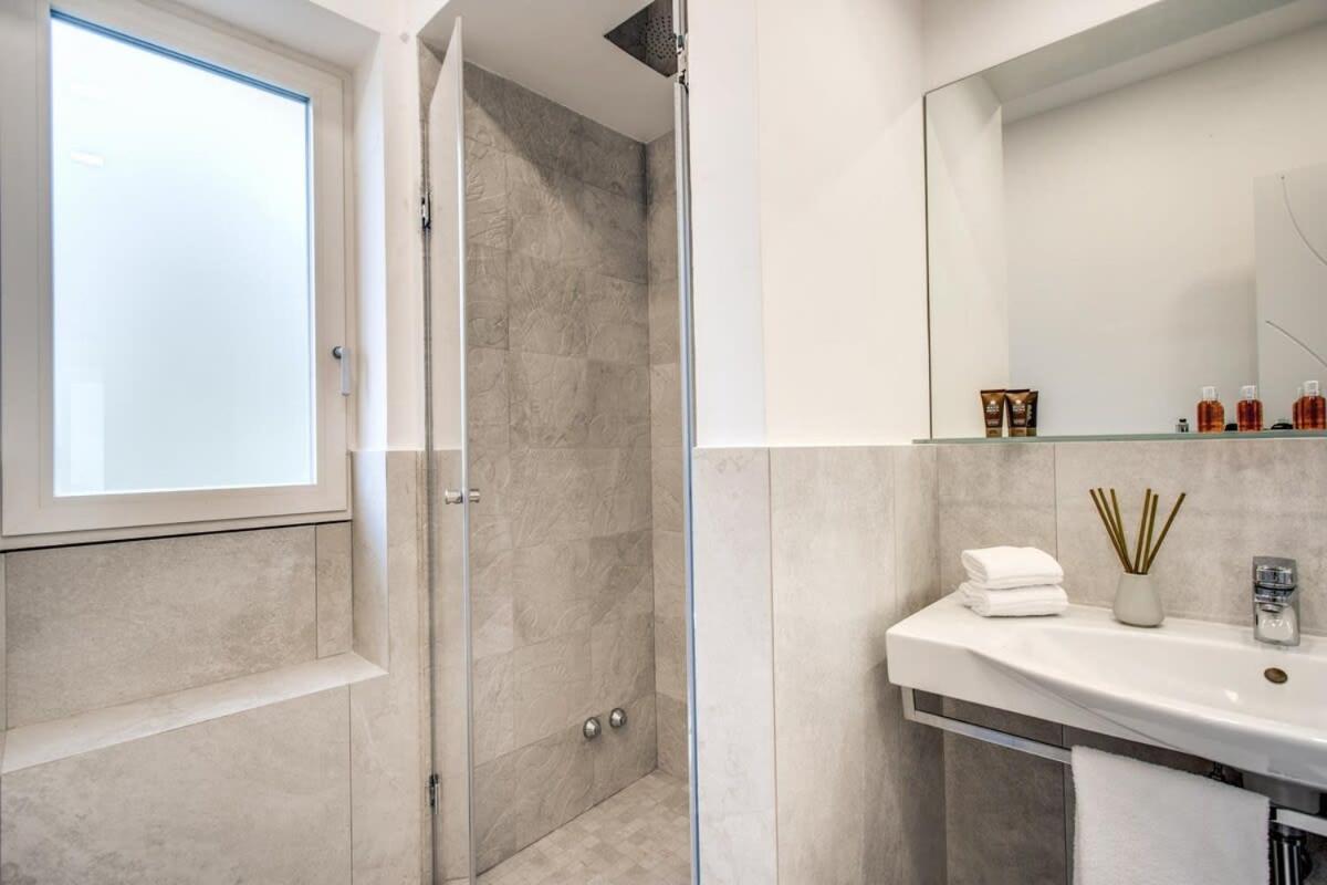 فيلا Relais Mamma Mia Sea Views Pool & Terraces ماسّا لوبْرينسِ المظهر الخارجي الصورة